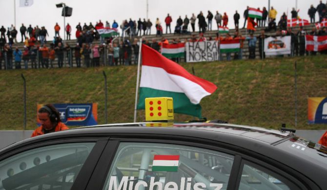 2011_wtcc_osch_r2_kicsi_1543