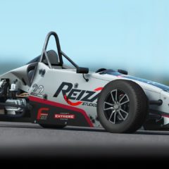 A Reiza Studios rFactor2-re vált